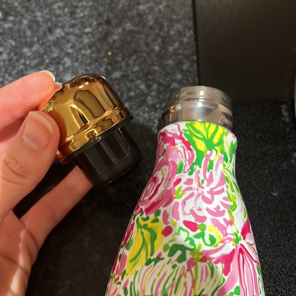 S’Well by Lilly Pulitzer 17 oz printed water bottle - Picture 3 of 3